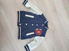 ネイビーとホワイトのジャケット