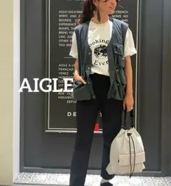 美品　AIGLE リサイクルナイロン　コンパクトショルダーブック巾着　バッグのサムネイル