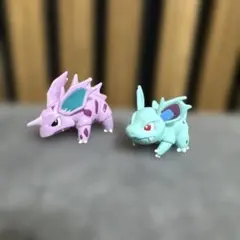 ⚫︎︎【当時もの】モンコレ ニドラン♂ ニドリーノ ニドキング