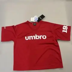 umbro レッド Vネックシャツ 140センチ