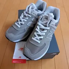 New Balance 574 スニーカーのサムネイル