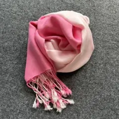 ピンクグラデーション　春夏用　スカーフ　ラッピング済み