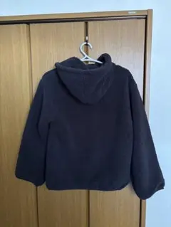 continuier de NICE CLAUP フード付きボアブルゾン