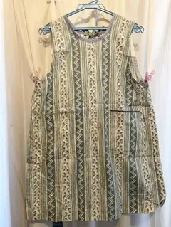 緑青白ストライプ 植物モチーフエプロン　未使用