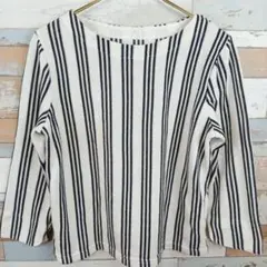 縦ラインの長そでトップス　白×紺　袖デザイン性あり　Lサイズ