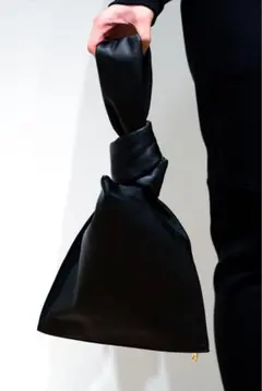 BOTTEGA VENETAミニ ツイスト バッグ 巾着 ダニエル アーカイブ BOTTEGA VENETAミニ ツイスト バッグ 巾着 ダニエル アーカイブ - メルカリ