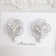艶キラ☆シルバーラメ＊上品コットンパールフラワーピアス　結婚式　卒業式　式典