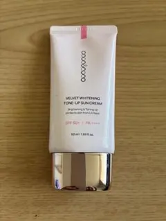 COCO & COCO 벨벳 톤 업 선크림 자외선 차단제 겸 화장 기초
