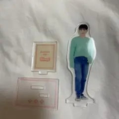 SEVENTEENカフェ　アクリルスタンド　ウジ