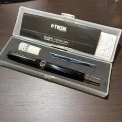 Item thumbnail for item 736c8b1a-657c-43ff-86e2-3eda3534a143