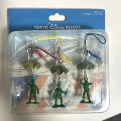 グリーンアーミーメン　ストラップ　イヤホンジャック付き