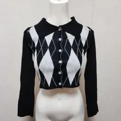 アーガイル柄 クロップドニットセーター 韓国 セクシー モノトーン ブラック