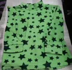 星柄ハイネック⁉️風トレーナー⁉️