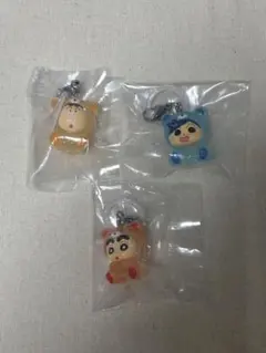 クレヨンしんちゃん めじるしアクセサリーみんなでくまパジャマ3種