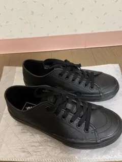 VANSスニーカー