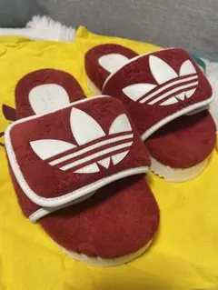 新品‼️ adidas x Gucci コラボ GG プラットフォームサンダル　赤 NEW GUCCI x ADIDAS MENS RUBBER LOGO PLATFORM RED SLIDE SIZE 9 | eBay
