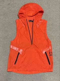 アンダーアーマー　ナイロンベスト　トレーニング