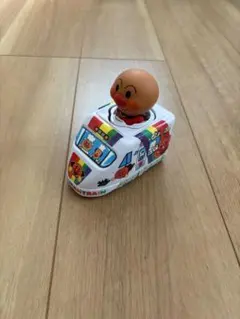 アンパンマン 列車型 知育玩具