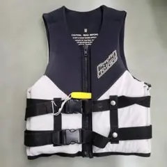 ホイッスル付き ライフジャケット Mサイズ　ジェイフィッシュのサムネイル