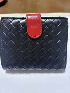 黒/赤 編み込みレザー 二つ折り財布