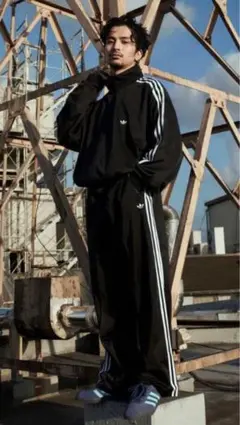 2XSブラック　常田大希着用　adidasトラックジャケット