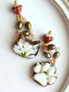 9070 レジン 猫ちゃん 肉球 天然石 チェコ パール ハンドメイド パーツ