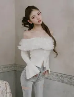 フレアスリーブフラワーオフショルトップス