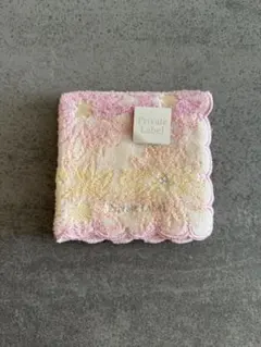 【新品タグ付き】Private Label 花柄タオルハンカチのサムネイル