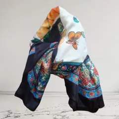 ヴィンテージ イタリア製 昭和レトロ スカーフ花と蝶のプリントのサムネイル