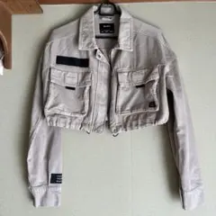 Bershka ベージュ ショート丈ジャケット