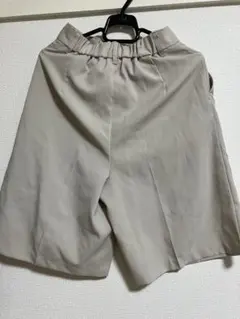 GU センタープレスバミューダパンツ