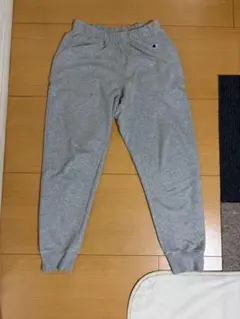 【着用2~3回】チャンピオン スウェットパンツ グレー L ワンポイント Cロゴ