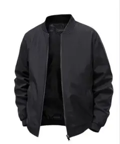 黒のジップアップジャケット ブルゾン