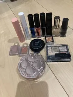 メイクアップセット（アイシャドウ・チーク・ネイル）まとめ売り