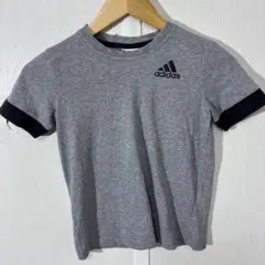 【 3045番】adidas キッズ Tシャツ グレー ブラック 130cmのサムネイル