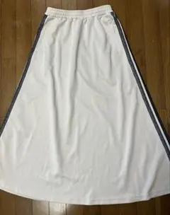 niko and ロングスカート　2本線ジャージ　フリーサイズ