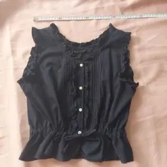 ペプラムフリルノースリーブシャツ ブラウス