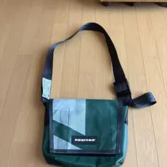 FREITAG メッセンジャーバッグ グリーンのサムネイル