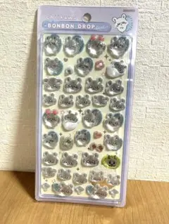 ちいかわ　モモンガ　ボンボンドロップシール