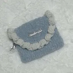 ハンドメイド 編み物 毛糸 かぎ編み ポーチ 入れ物 キーホルダー フリル