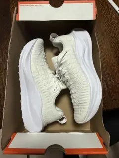 W NIKE REACTX INFINITY RUN 4