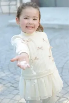 新品タグ付き anyFAMセーター リボン チュニック130cm ホワイト