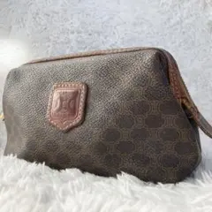 Item thumbnail for item fb0ca860-0ccd-4f16-8709-ba3d66142540