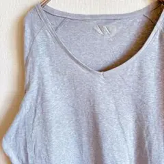 美品✨️【XL】コロンビア Vネック Tシャツ カットソー グレー ロゴ 無地のサムネイル