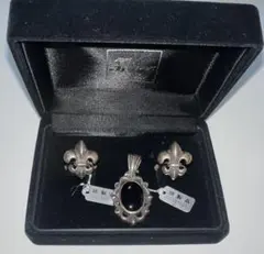 シルバー925 フルール・ド・リス 百合の紋章 ペンダントトップ&カフスセット