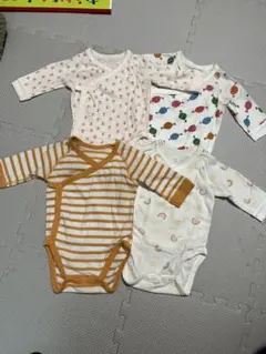 ユニクロ　ベビー肌着60 4点セット