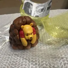 ディズニー　ガチャ　くまのプーさん 100エーカーの森へようこそ！　プーさん