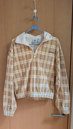 アディダス タータン ハーフ ジップ