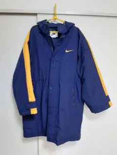 ナイキ　ベンチコート