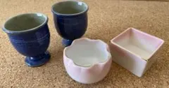 陶器製 足付き酒器2個(青)と金縁小鉢2個(淡いピンク)おまけ付き